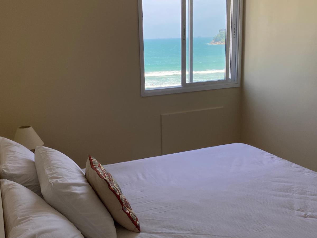 Pe Na Areia * Guaruja